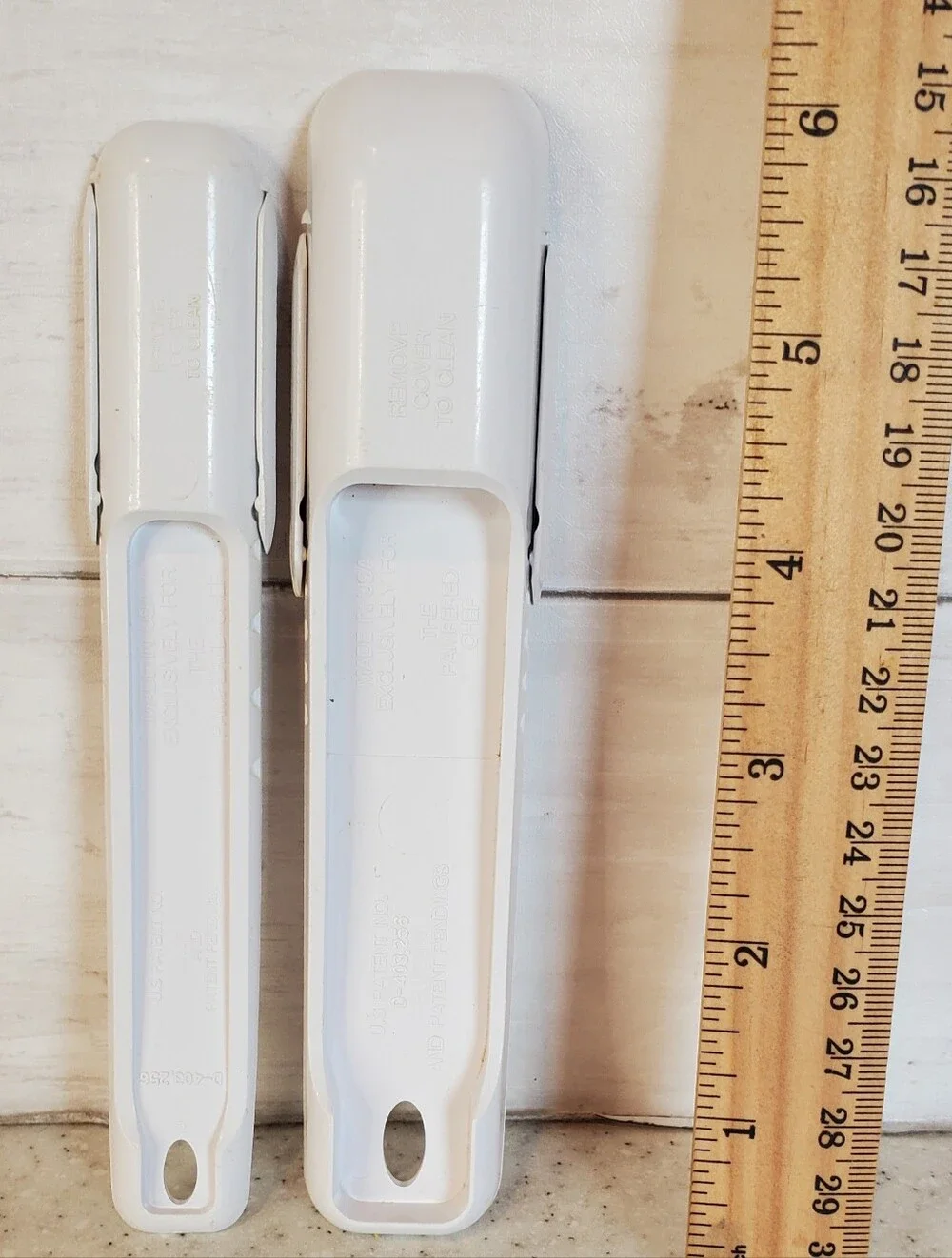 Pampered Chef Adjustable Measuring Spoons Set 2 Tbsp Tsp White Retired Vintage